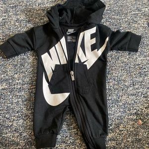 Nike Baby Infant Black Coverall Size Newborn
